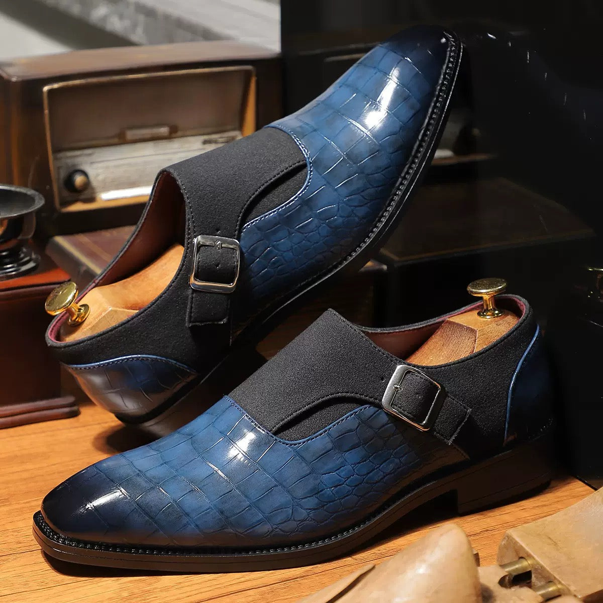 Men's Croc Embossed Dress Shoe